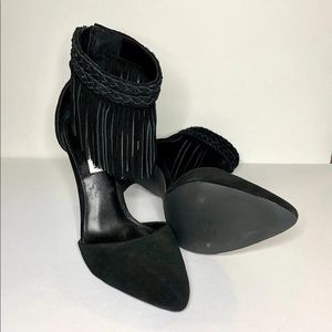 STEVE MADDEN BRAIDS FRINGE STILETTO PUMP